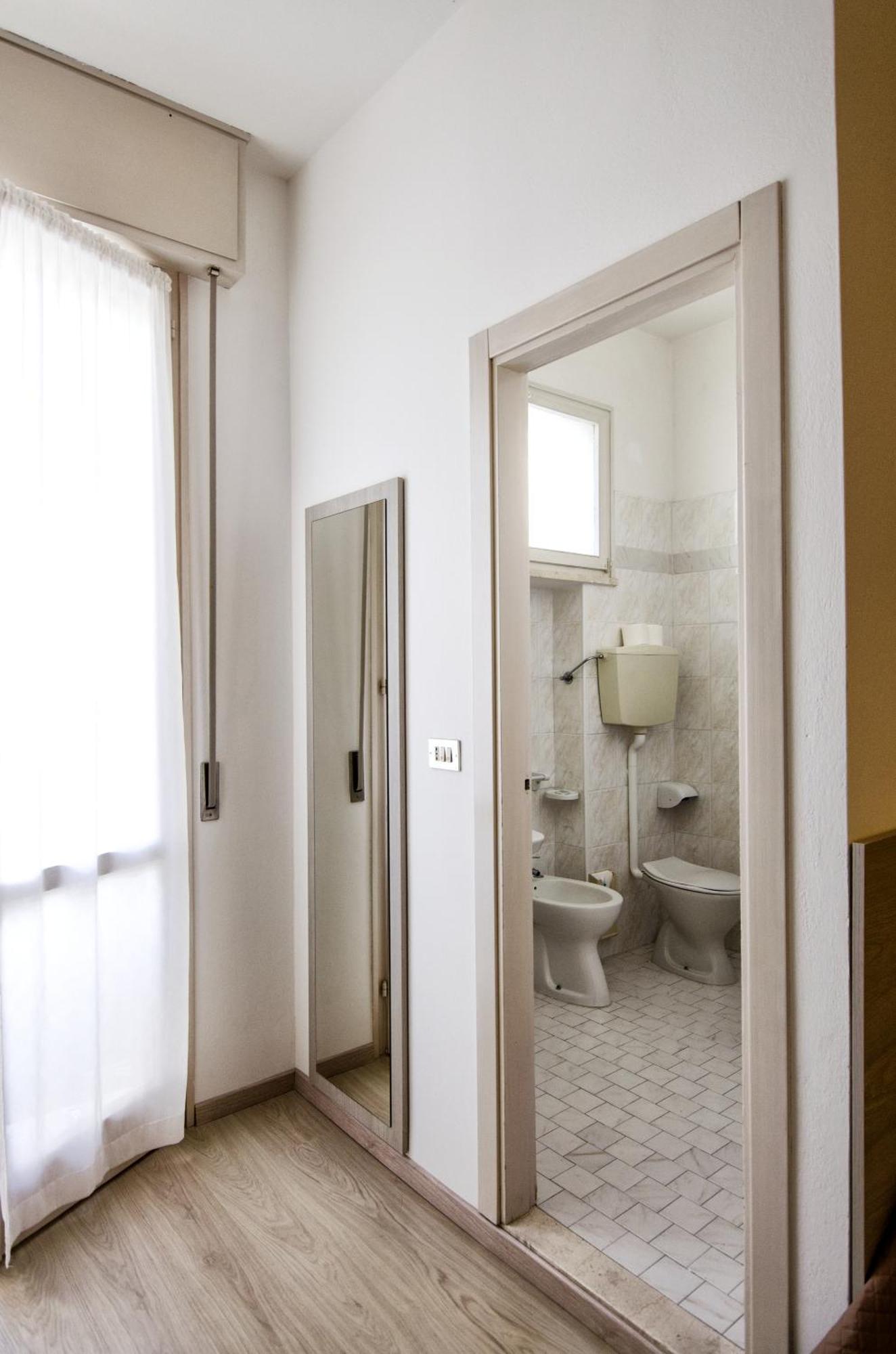 Hotel Villa Alberta Cesenatico Zimmer foto